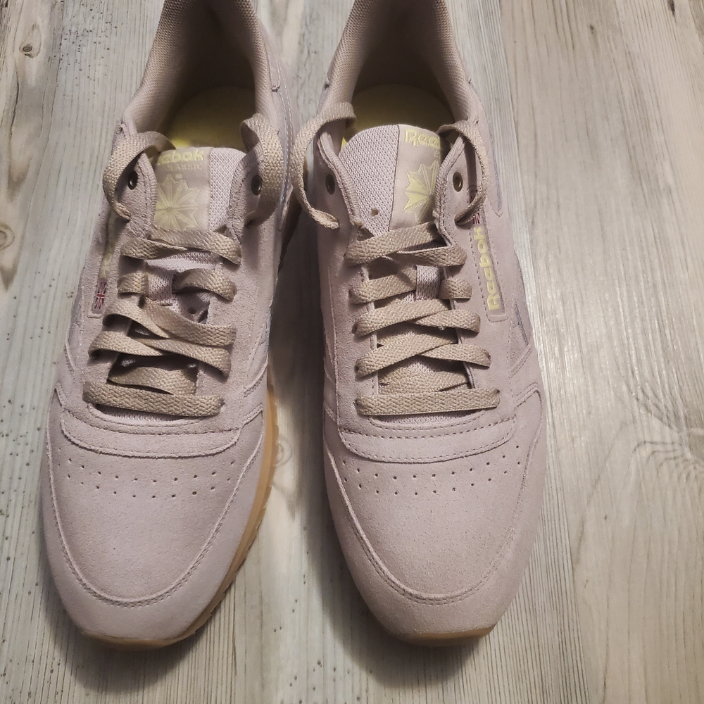 Reebok Women's Classic Sneakers - Cream